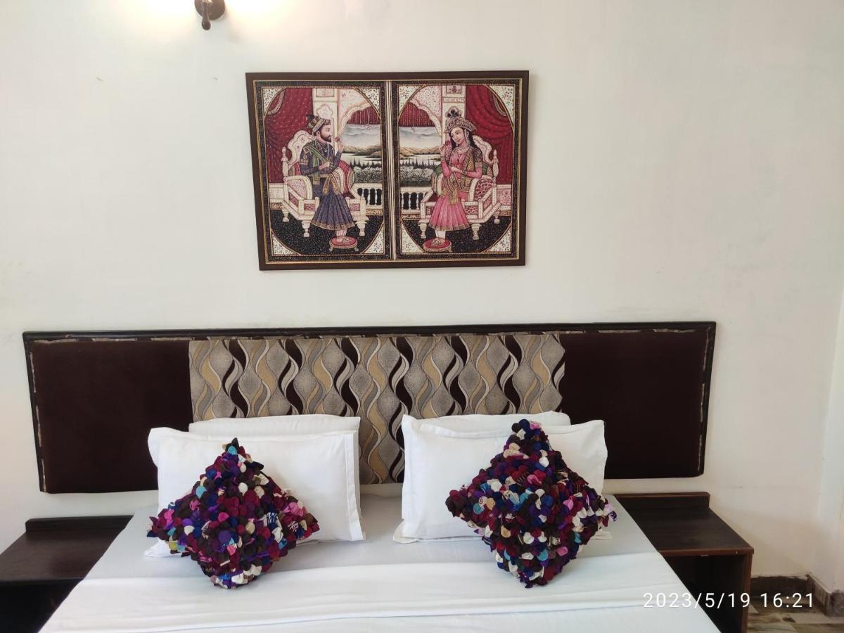 Max Guest House Agra  Buitenkant foto