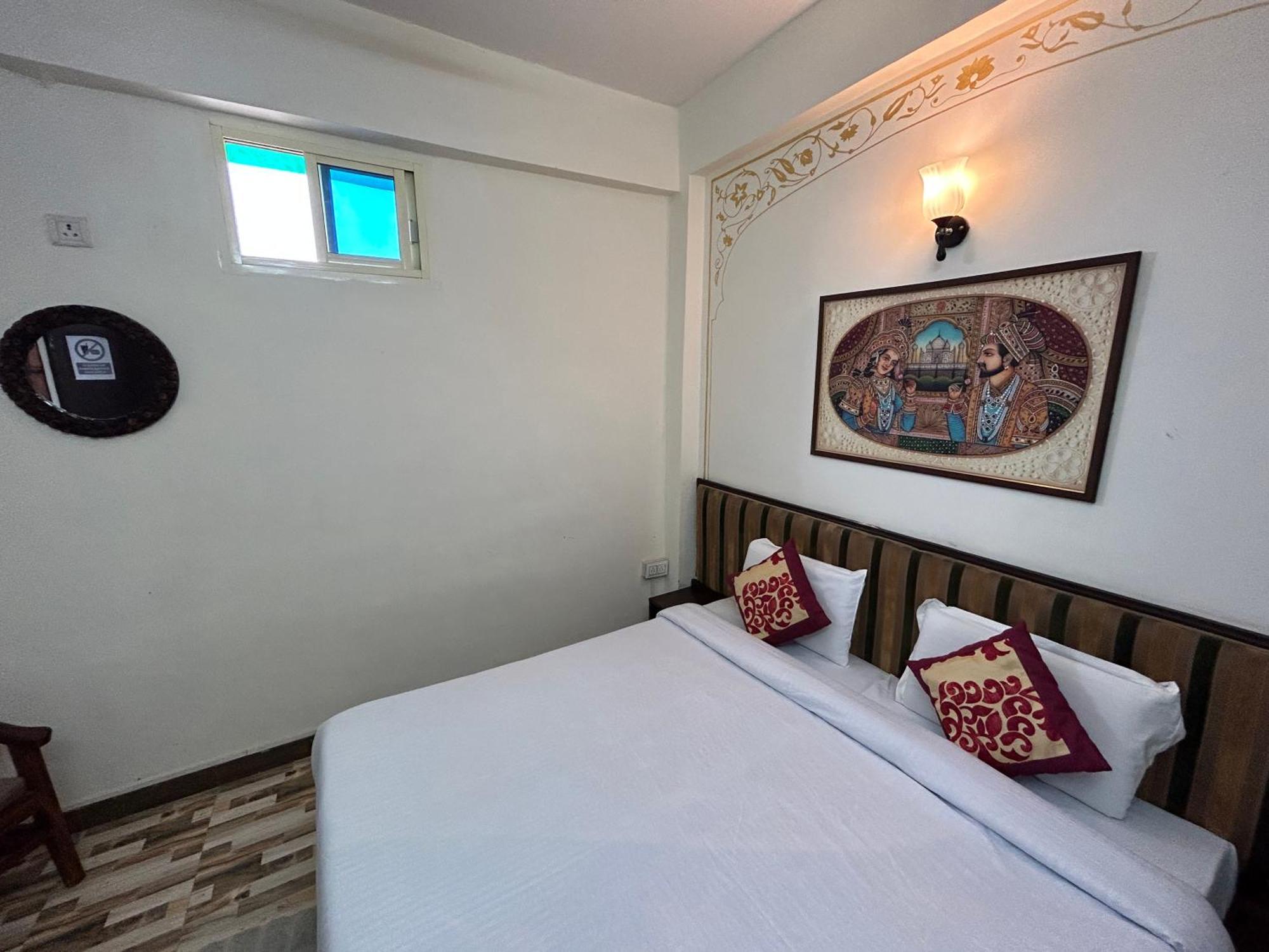 Max Guest House Agra  Buitenkant foto